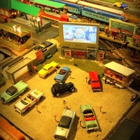 Снимок сделан в The Toy Train Barn Museum пользователем Becky C. 12/29/2012