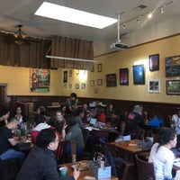 Das Foto wurde bei Zocalo Coffeehouse von Curate C. am 10/20/2019 aufgenommen