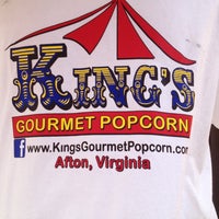 Снимок сделан в King&amp;#39;s Gourmet Popcorn пользователем S C. 7/18/2013
