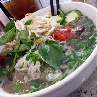Photo taken at Pho Dung 3 by Shorty L. on 7/19/2013