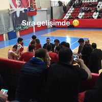 3/25/2018 tarihinde Mazziyaretçi tarafından Atatürk Kapalı Spor Salonu'de çekilen fotoğraf
