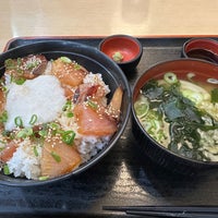 Photo taken at 鳴門うどん 別府店 by mst_m on 1/18/2024