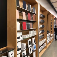 Photo taken at Apple First Colony Mall by Enrique G. on 11/2/2018