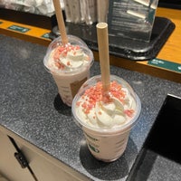 Photo taken at Starbucks by shol on 2/15/2023