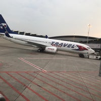 Photo taken at Gate A51 by Alexandrine H. on 5/28/2018