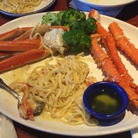 Photo taken at Red Lobster by Alberto S. on 8/6/2017