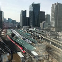 Photo taken at 関西大学 東京センター by Natsumi on 3/25/2017