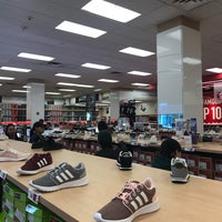 Famous Footwear - Shoe Store in New York