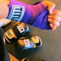 Photo taken at TITLE Boxing Club Chicago West Loop by ☀️ on 8/28/2019