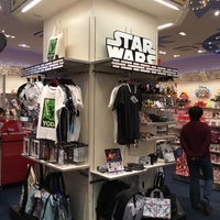 ディズニーストア Toy Game Store In 名古屋市