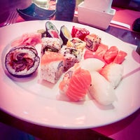 Photo taken at Sushi Minto by Hashantha S. on 4/9/2017