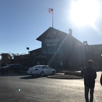 Photo taken at Bass Pro Shops by Jia Chen W. on 11/23/2017