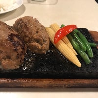 Photo taken at 溶岩焼肉ダイニング bonbori by らるど on 3/20/2019