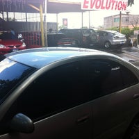 1/6/2013에 Alejandro M.님이 Evolution Car Wash에서 찍은 사진