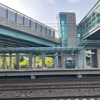 Photo taken at Metro North - Fairfield Metro Station by Daniel C. on 5/7/2023