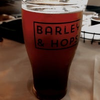 Photo taken at Barley And Hops Grill &amp;amp; Microbrewery by Kevin S. on 7/25/2019