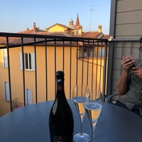 Das Foto wurde bei Hotel Touring Bologna von Apoorva J. am 7/6/2019 aufgenommen