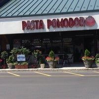 รูปภาพถ่ายที่ Pasta Pomodoro โดย Melissa S. เมื่อ 6/21/2013