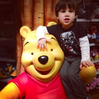 Disney Store Now Closed North Braintree Braintree Ma