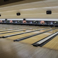 9/7/2017 tarihinde Cordova Lanes Bowling Centerziyaretçi tarafından Cordova Lanes Bowling Center'de çekilen fotoğraf
