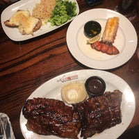 Photo taken at LongHorn Steakhouse by Jennie A. on 9/3/2018
