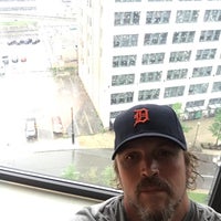 รูปภาพถ่ายที่ Hotel Indigo Detroit Downtown โดย Spintrick เมื่อ 7/16/2021