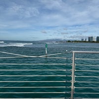 Снимок сделан в Port Waikiki Cruises, Hawaii Nautical, Hilton Pier пользователем Toyoo I. 11/26/2023