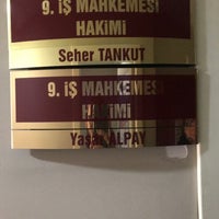 Photo taken at Bursa Adalet Sarayı Ek Hizmet Binası by Melih Ş. on 2/21/2019