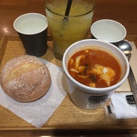 Photo taken at Soup Stock Tokyo by キ ツ. on 9/24/2017