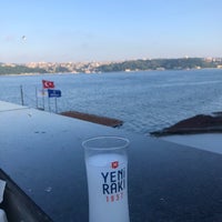 Das Foto wurde bei İskele Restaurant von Dinçer am 6/27/2021 aufgenommen