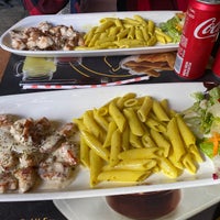 Tavuk Dunyasi Kadikoy Da Kizarmis Tavuk Restorani Tavuk Dunyasi Kadikoy Da Kizarmis Tavuk Restorani