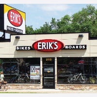 Das Foto wurde bei Erik&amp;#39;s - Bike, Ski, Board von Erik&amp;#39;s Bike and Board am 3/19/2015 aufgenommen