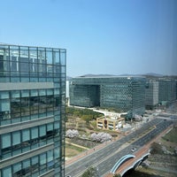 Снимок сделан в Courtyard Marriott Seoul Pangyo пользователем Ian C. 4/7/2024