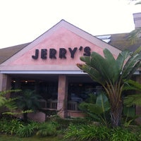 Jerry S Famous Deli Now Closed Deli Bodega In Marina Del Rey