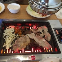 Photo taken at Ssikek 食客 Korean BBQ Buffet by Mei hong T. on 7/31/2014