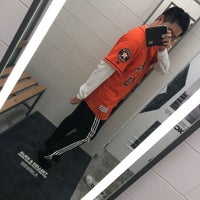 Adidas ブランドコアストア池袋 Posetitelej 372 Adidas ブランドコアストア池袋 Posetitelej 372
