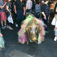 Photo taken at Rachel the Pig at Pike Place Market by Brian Y. on 6/30/2019