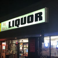 Photo taken at Big Mac&amp;#39;s Liquors by Sascha B. on 1/25/2019