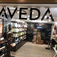 Photo taken at Aveda Experience Center by Eric N. on 9/20/2018