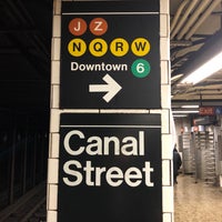 Photo taken at MTA Subway - Canal St (6/J/N/Q/R/W/Z) by Eric N. on 1/13/2018