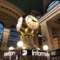 Photo taken at Grand Central Terminal Clock by Eric N. on 11/28/2018