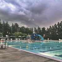 Photo taken at View Ridge Swim and Tennis Club by Sara J. on 7/18/2013