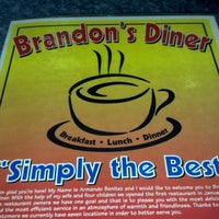 Снимок сделан в Brandon&amp;#39;s Diner пользователем Brooke B. 12/24/2012