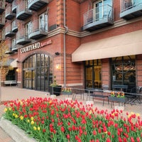 5/6/2019에 Eddy G.님이 Courtyard by Marriott Holland Downtown에서 찍은 사진