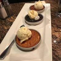 Photo taken at BJ&amp;#39;s Restaurant &amp;amp; Brewhouse by Carlos M. on 9/26/2019