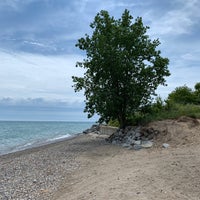 Foto tirada no(a) Illinois Beach State Park por Consta K. em 7/21/2019
