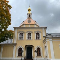 Photo taken at Храм Всех Святых во Всехсвятском by Anna E. on 9/26/2021