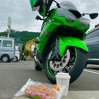 Photo taken at 7-Eleven by とよまる on 9/25/2021