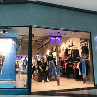 adidas shopping flamboyant