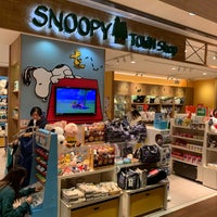 Photo taken at Snoopy Town Shop by la_glycine on 1/20/2020